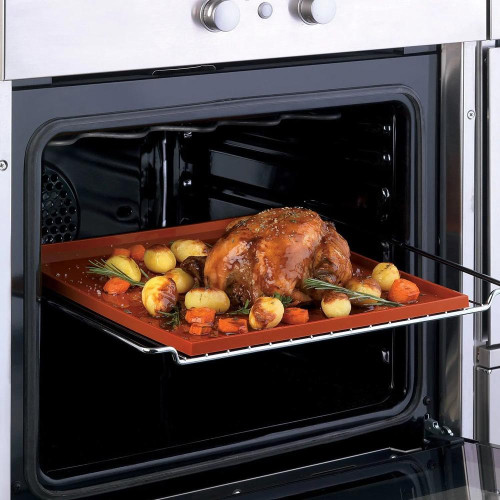  Лист для випічки та запікання з бортиком теракот Chef 325x325x12 мм Silikomart Tapis roul 03
