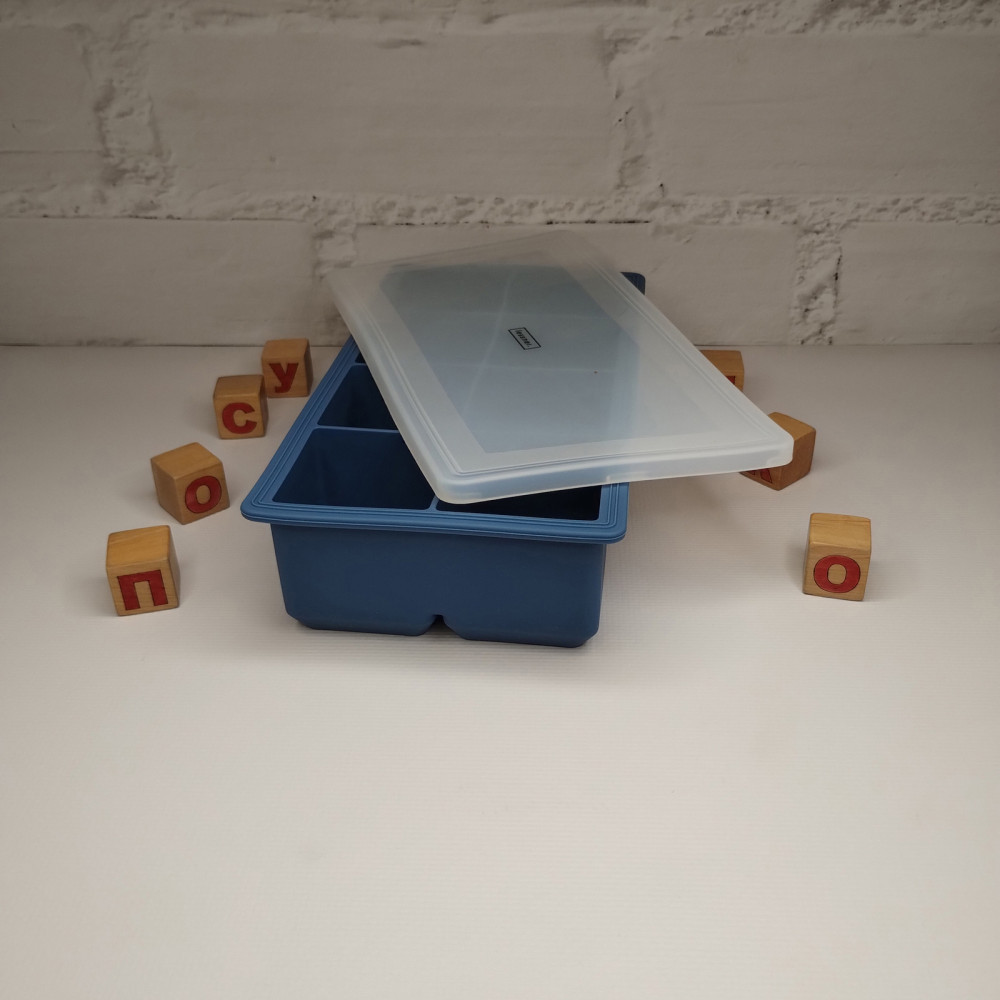  Форма для льоду з кришкою 8 відділень Sky blue 8x105 мл 21x11x5 см Lessner 10311
